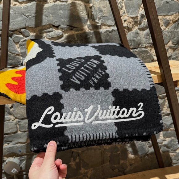 Louis Vuitton x Nigo LV Made Damier Tiger Wool Cashmere Throw Blanket - Picture 8 of 9
